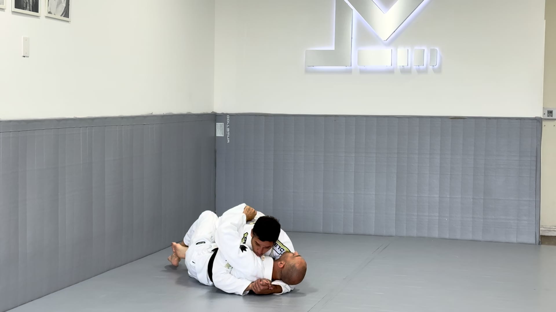Half Guard Top: Passing