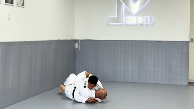 Half Guard Top: Passing