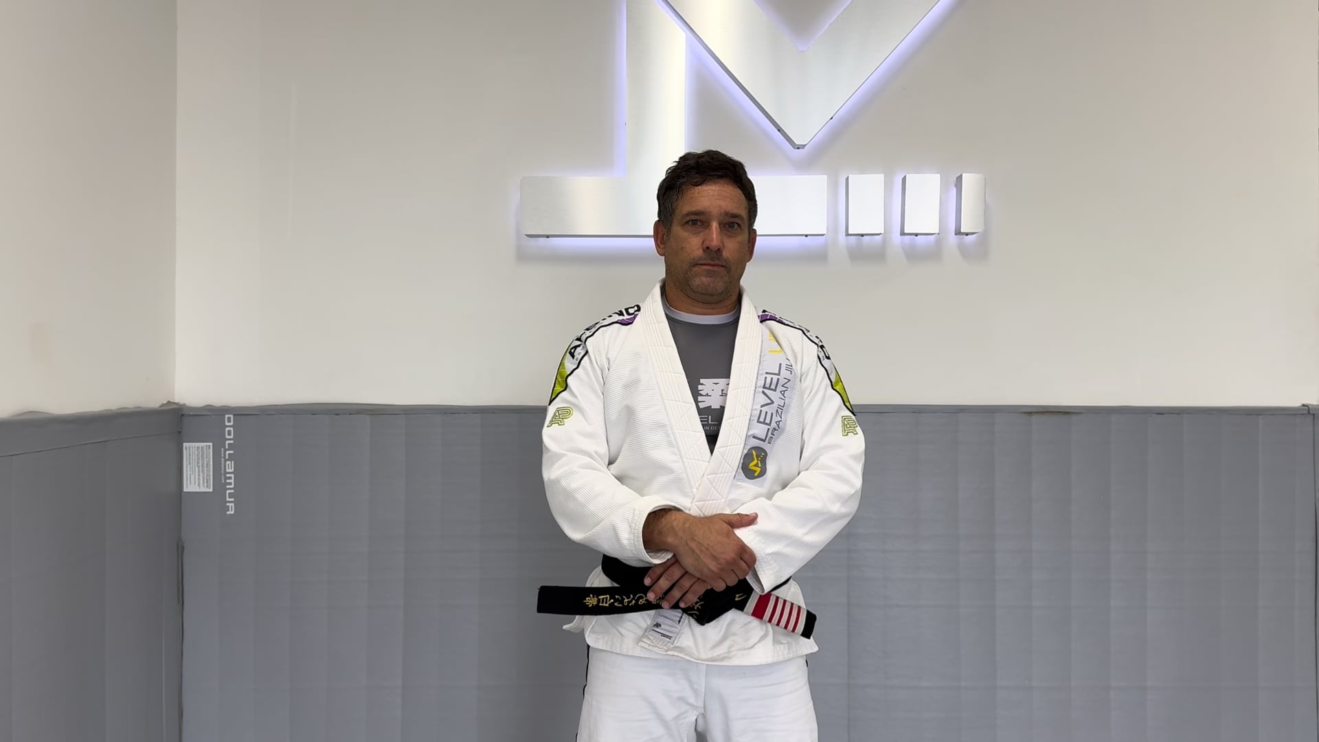 How do you get stripes in Jiu Jitsu?