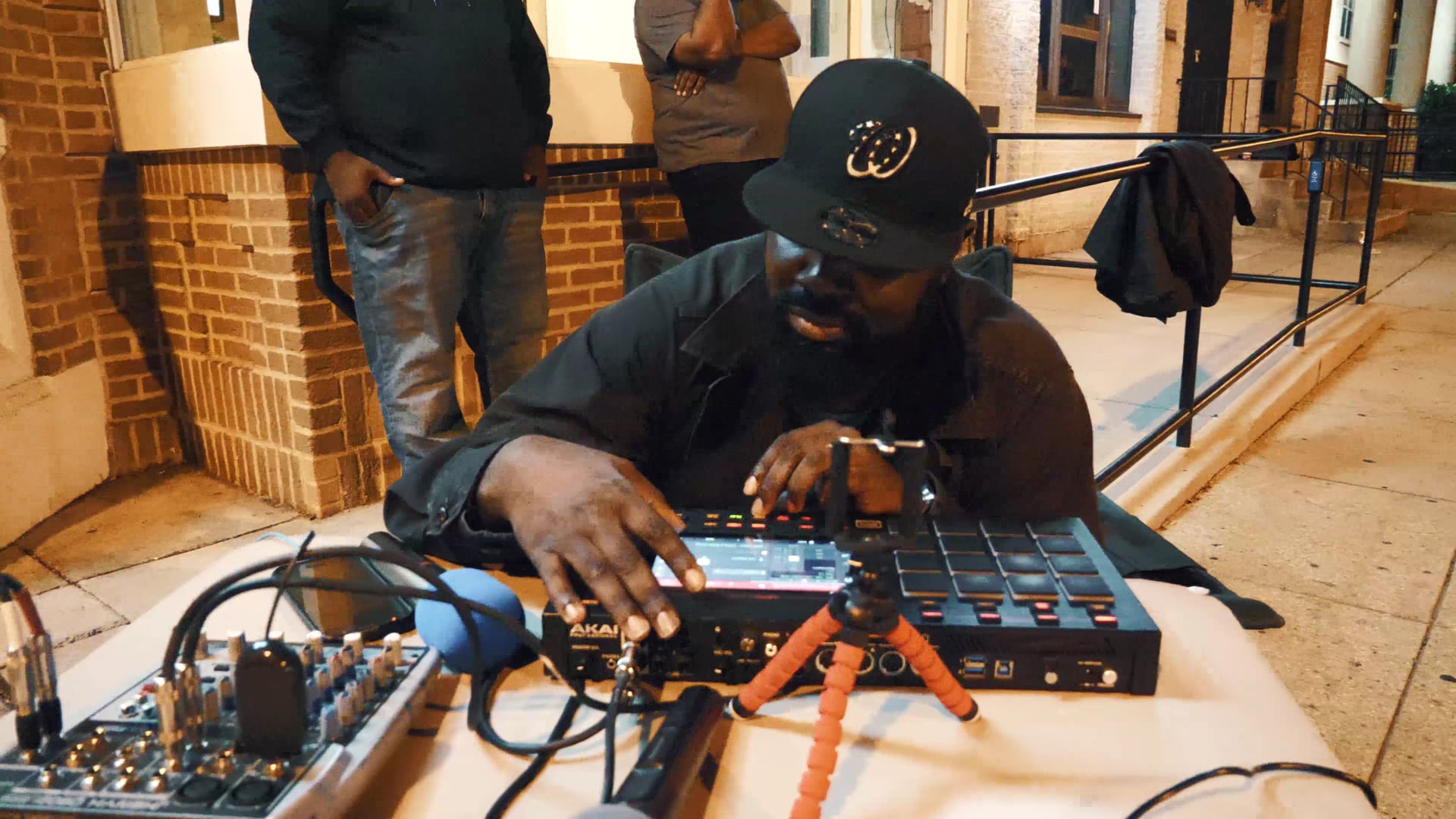 Blacmav - Straight Out The Box on U Street