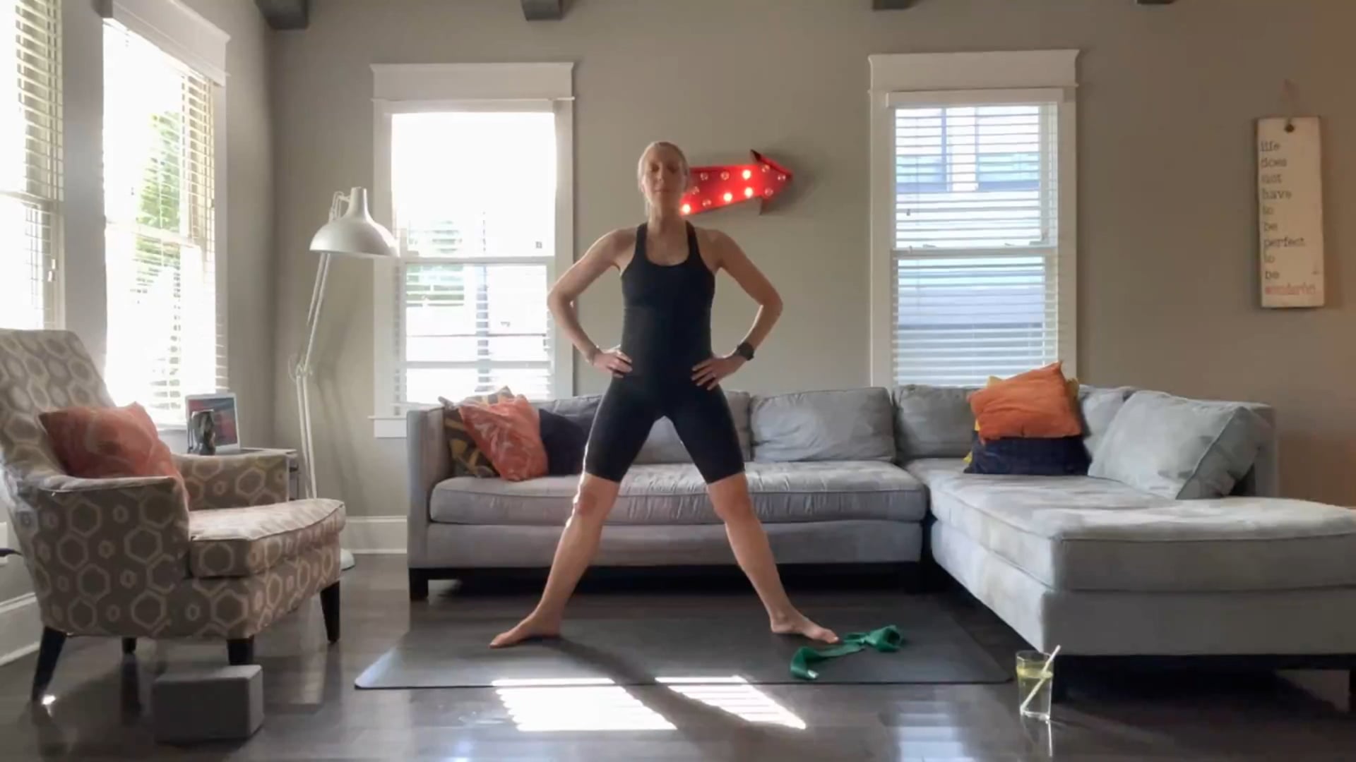 35 Min Prenatal Sculpt - Long Resistance Band