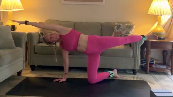 31 Min Yoga Sculpt - Optional 1 lb ankle weights (Live 2/7)