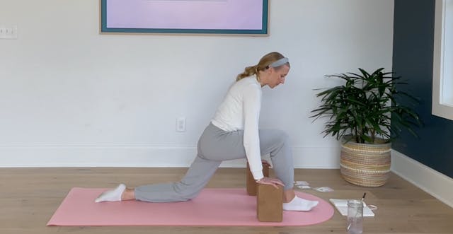 29 Min Postnatal Fascia Flow - Option...