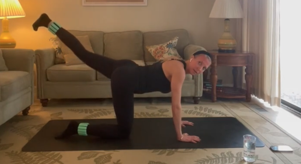 30 Min LA Sweat - Optional 1 lb ankle weights (Live Class 2/4)