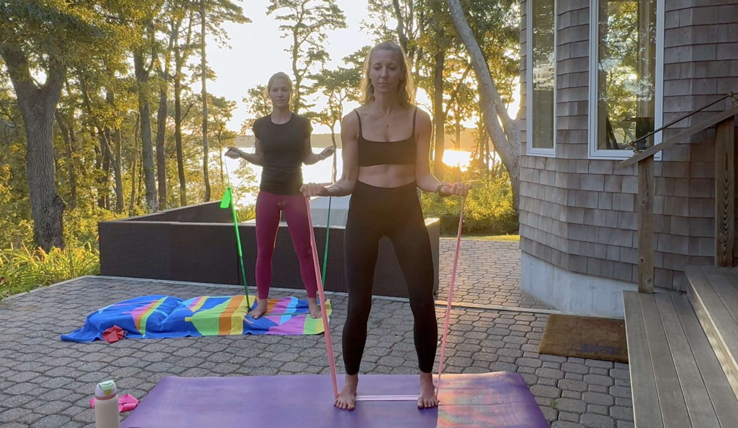 36 Min Full Body - Loop + Long Band