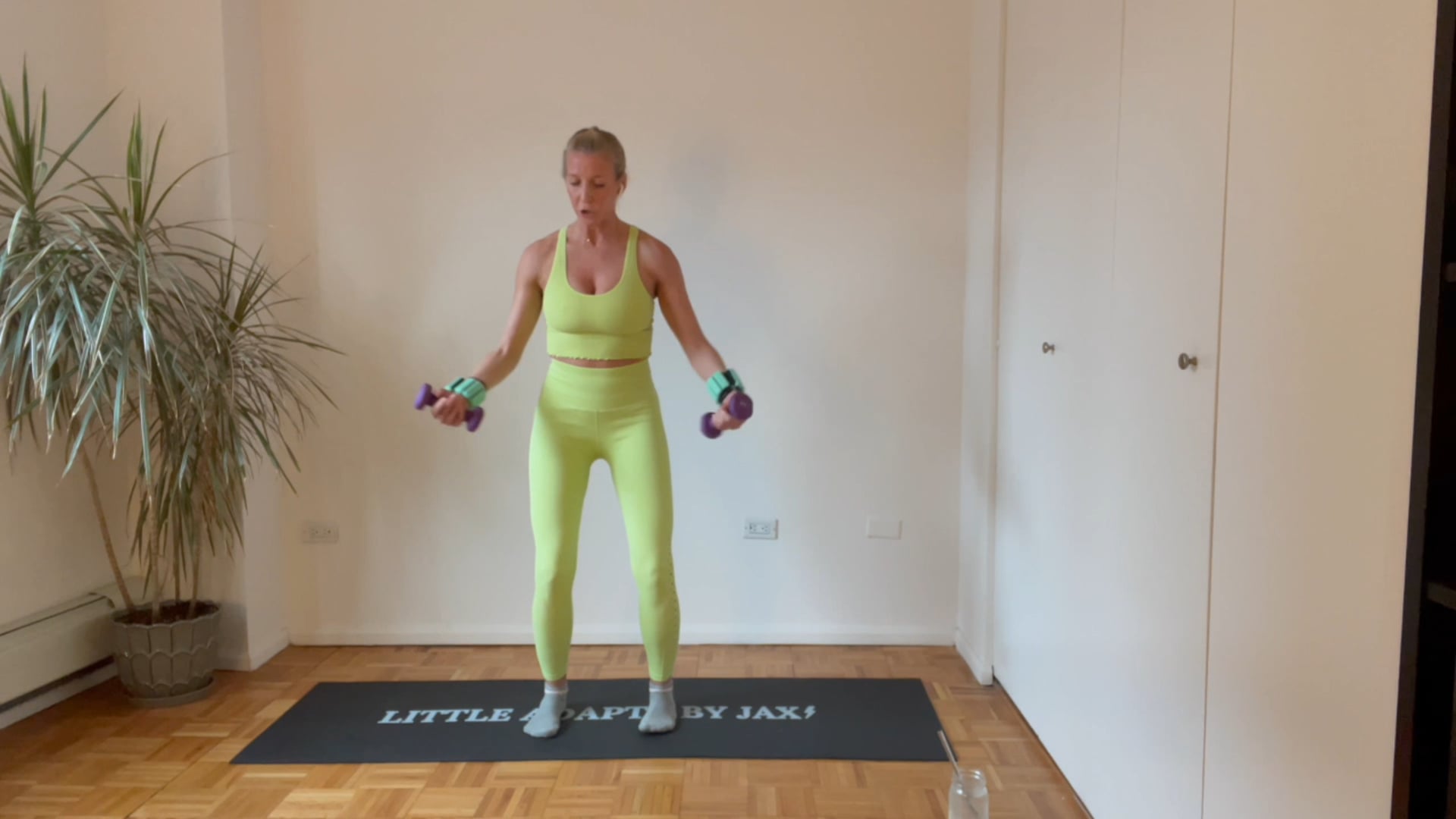 30 Min Full Body - 1 + 3 lb weights + Loop Resistance Band