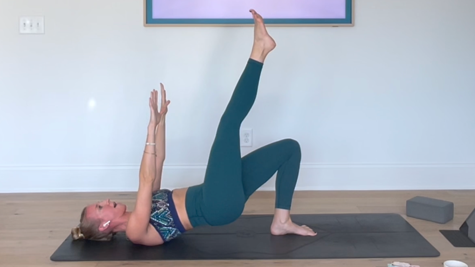 27 Min Prenatal Sculpt - No Equipment