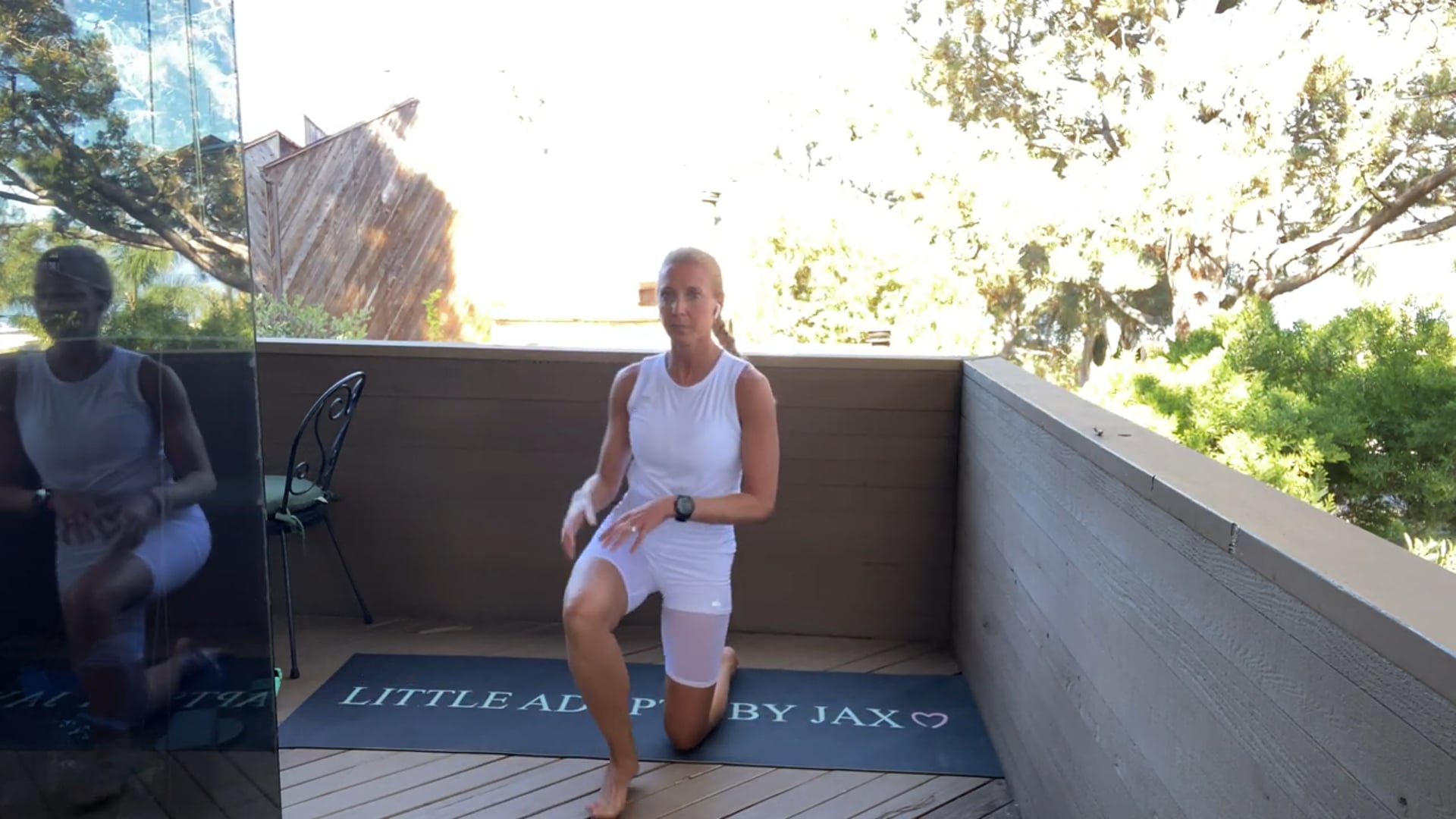 17 Min Abs + Arms - Long Resistance Band