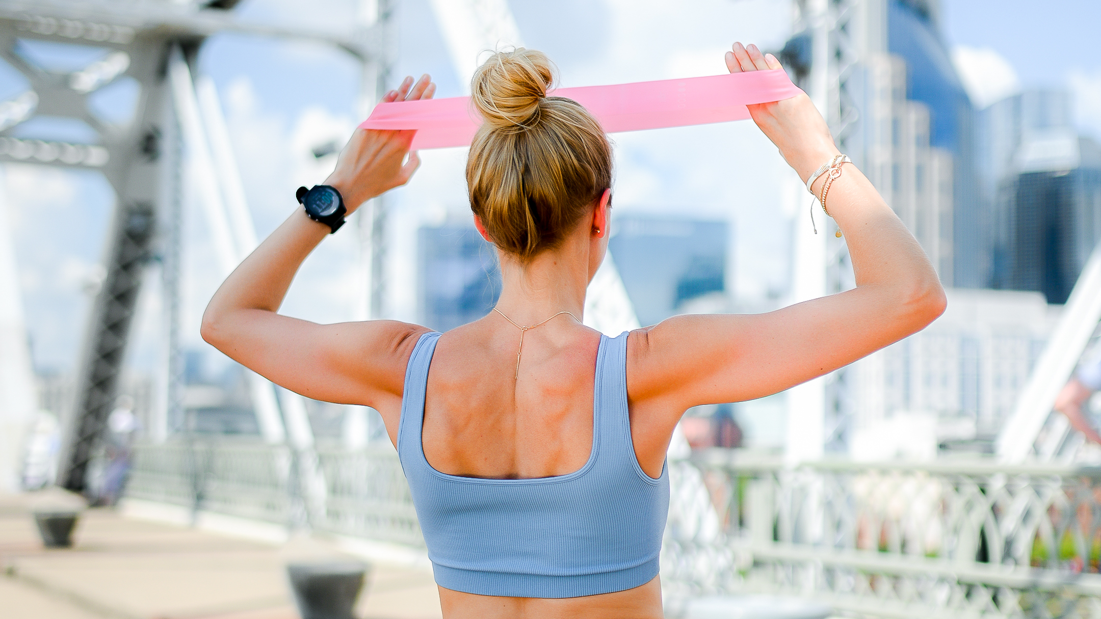 35 Min Sculpt - Chair + 5 lb weights