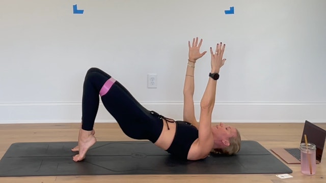 15 Min Glutes - Loop Resistance Band