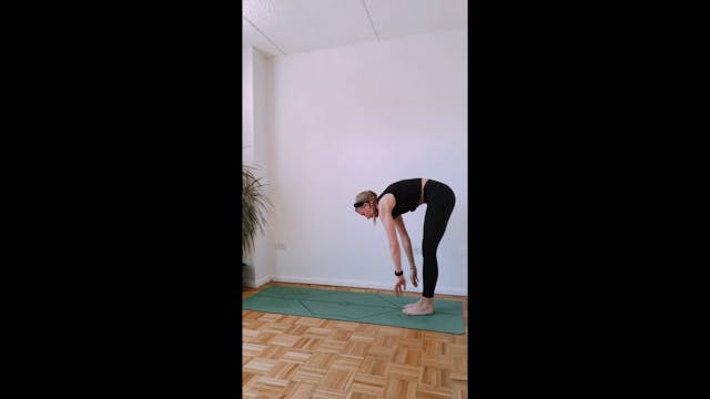 10 Min Yoga Flow - No Equipment