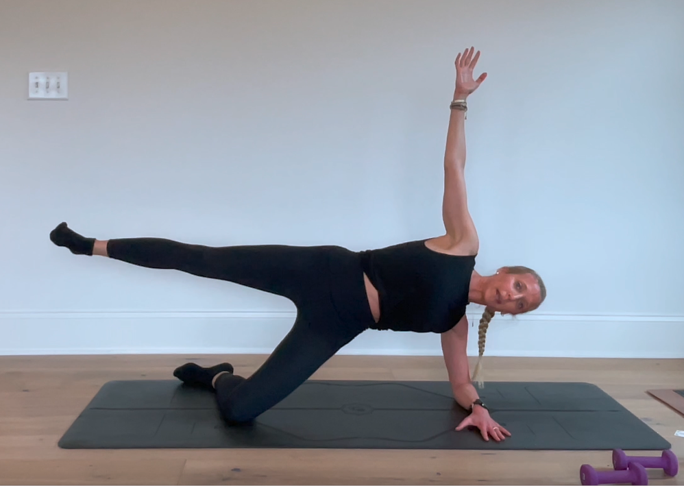 22 Min - Postnatal Strength Full Body - 3 lb weights