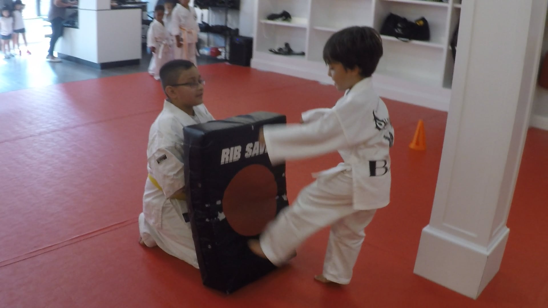 49-Balance and coordination, cone run through