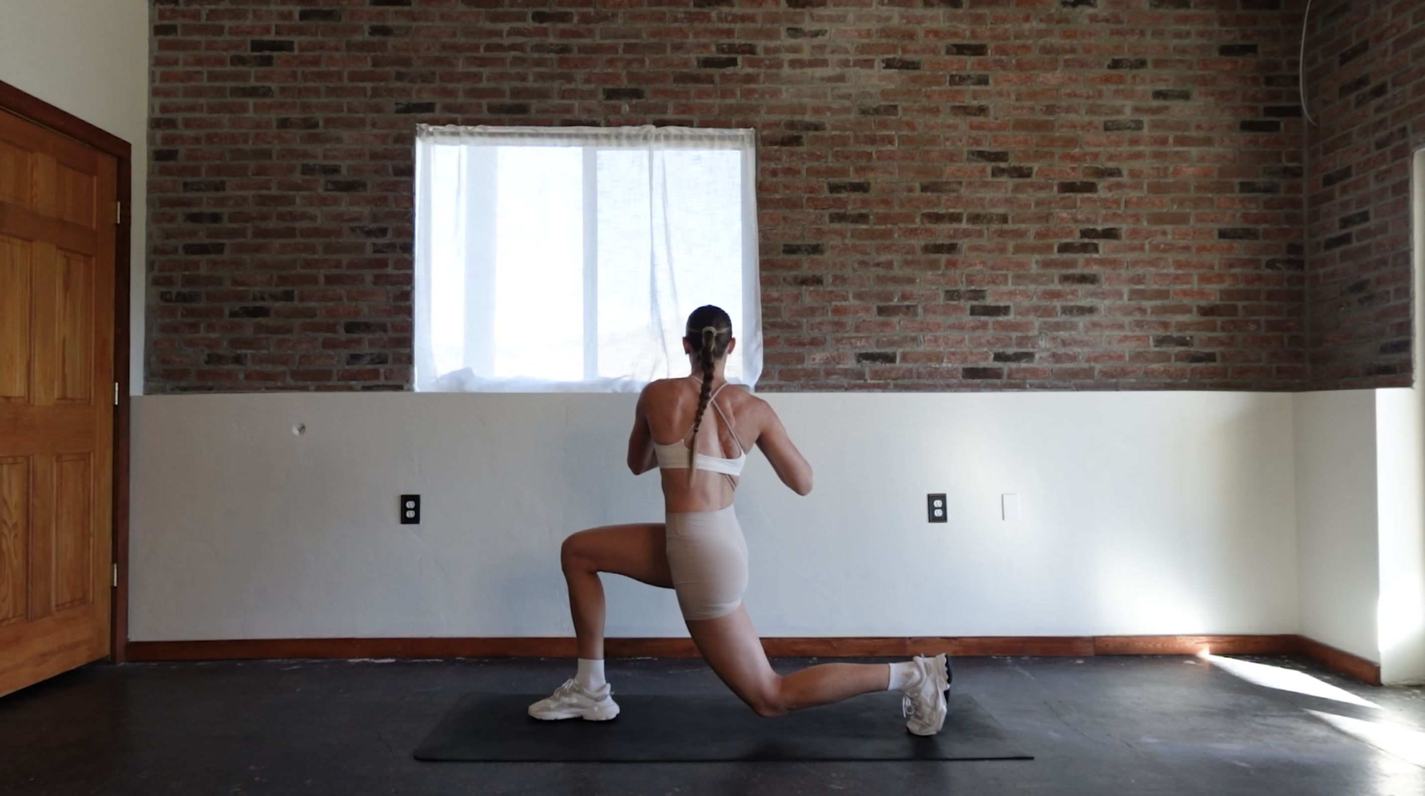 BALANCE & BUILD FULL BODY STRENGTH