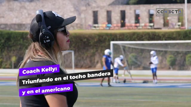 Kelly, la única coach mujer en el fut...