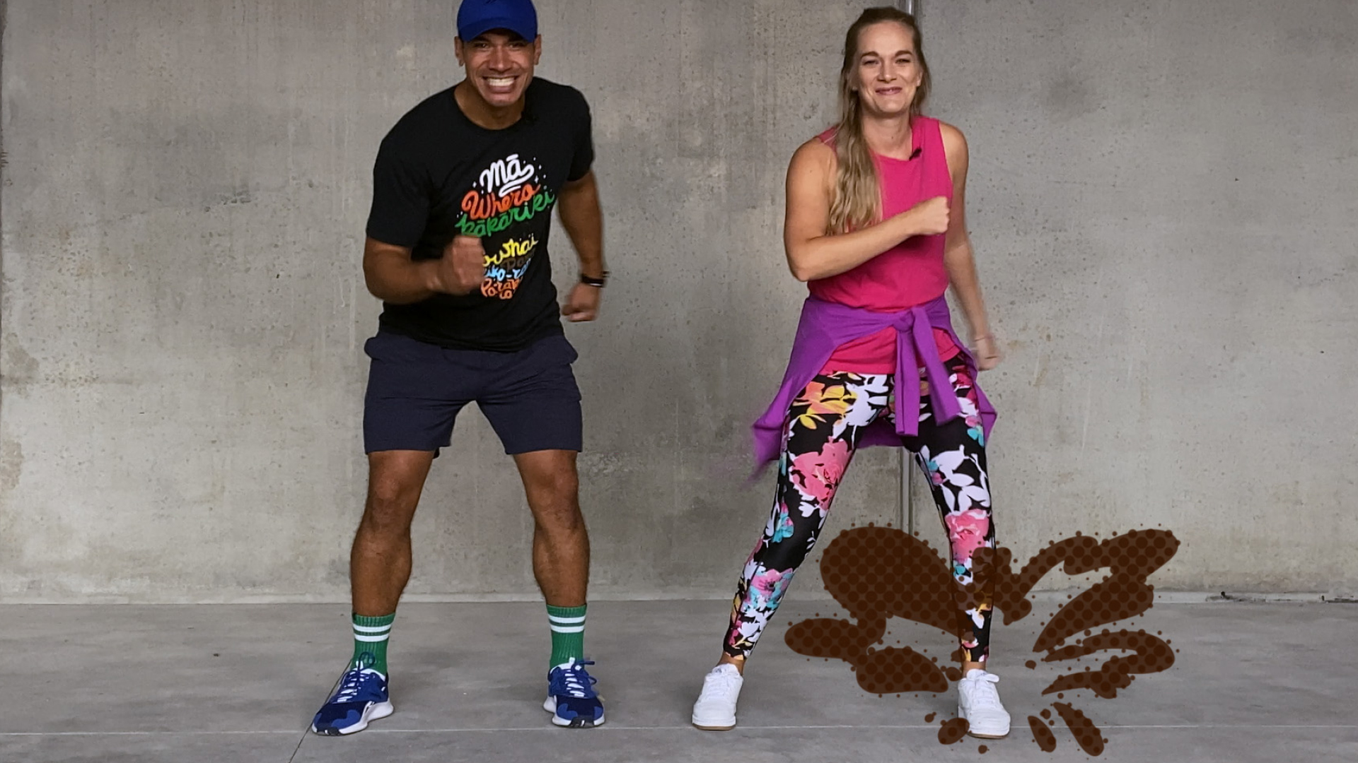 BORN TO MOVE #24 (4-5) Adventure Shoes