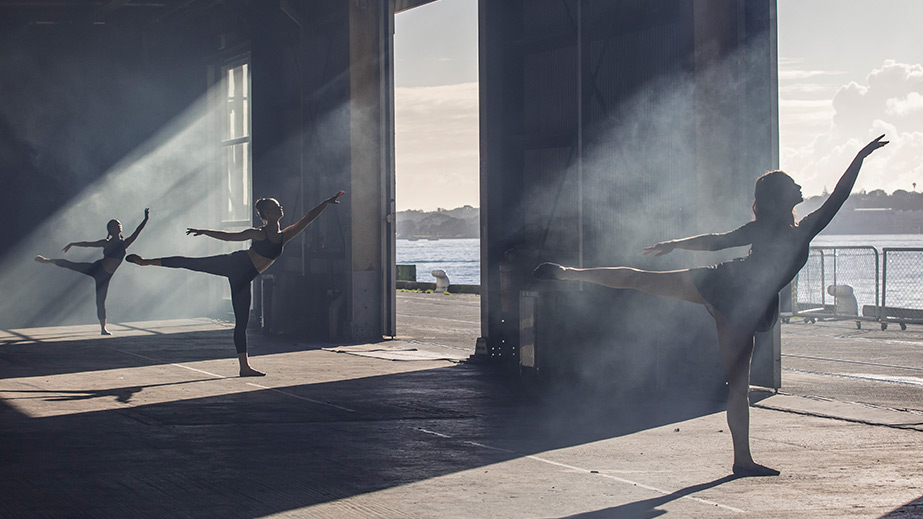 LES MILLS BARRE #01 Short