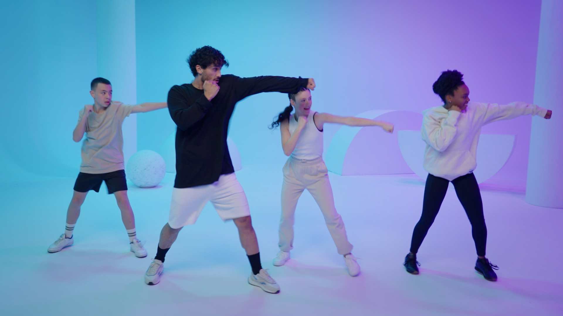 BORN TO MOVE #29 (13-16) To Get Down