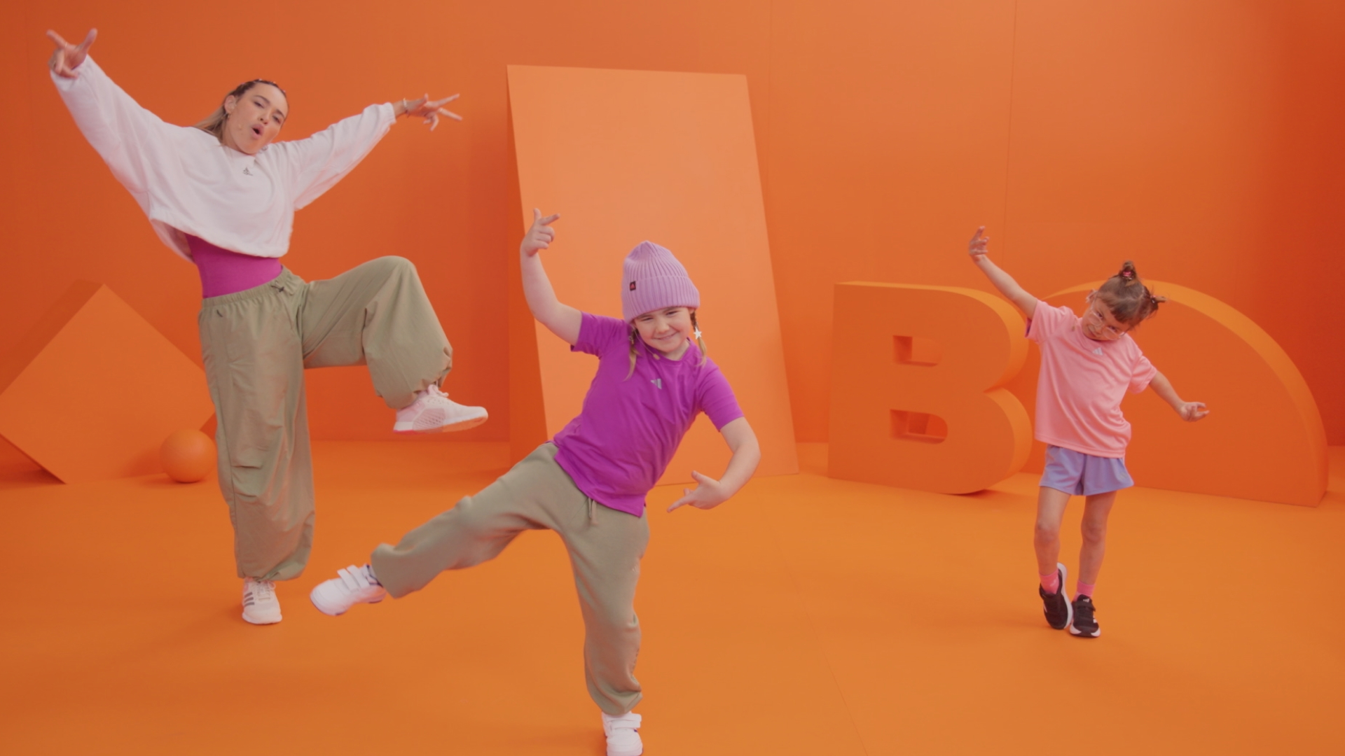 BORN TO MOVE #35 (6-7) Rainbow Groove