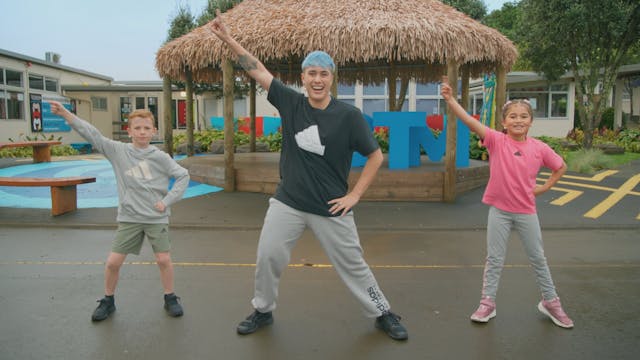 BORN TO MOVE #32 (6-7) The J.A.M Band