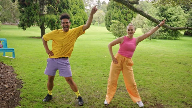 BORN TO MOVE #29 (4-5) The Jungle