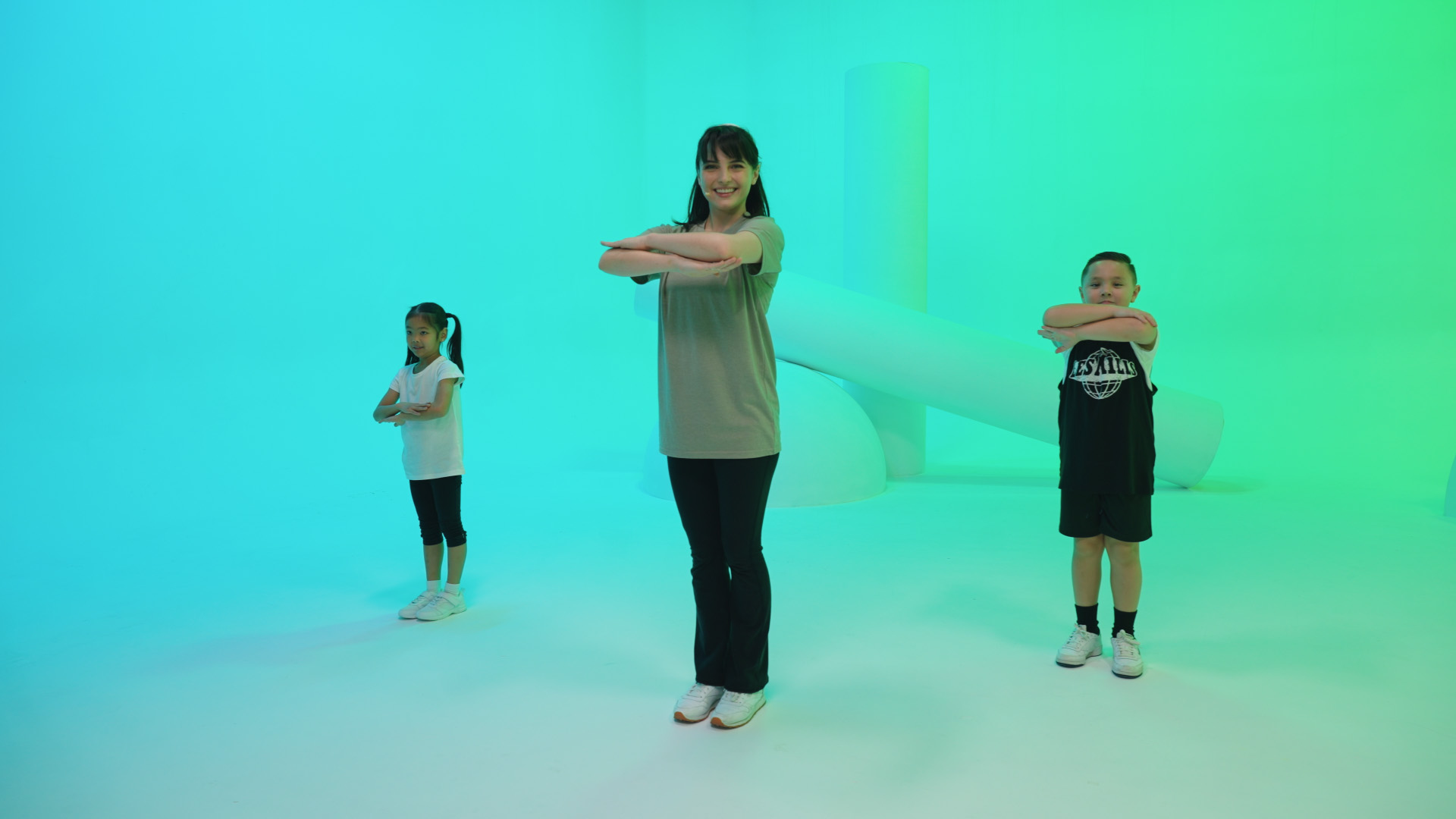 BORN TO MOVE #28 (6-7) BTM The Band