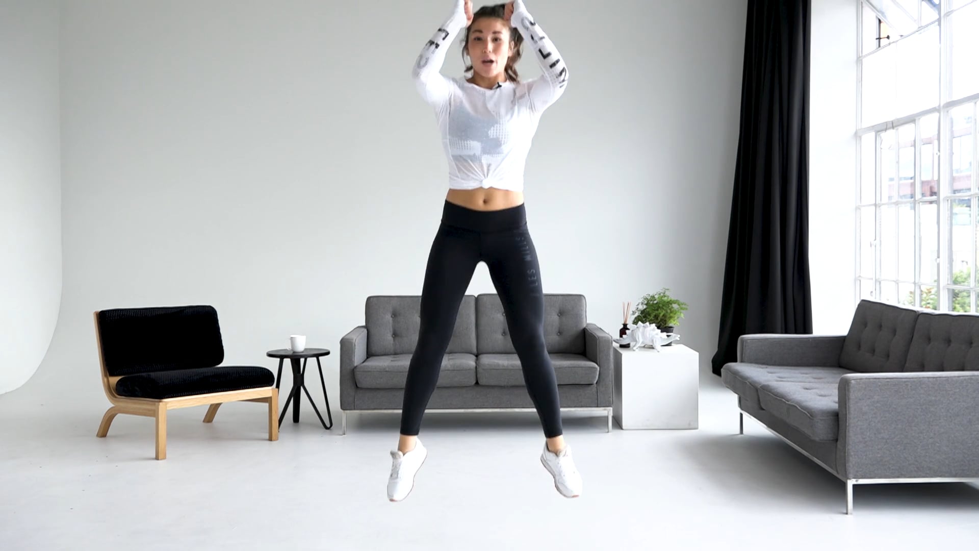 LEARN THE MOVES: LES MILLS Burpee