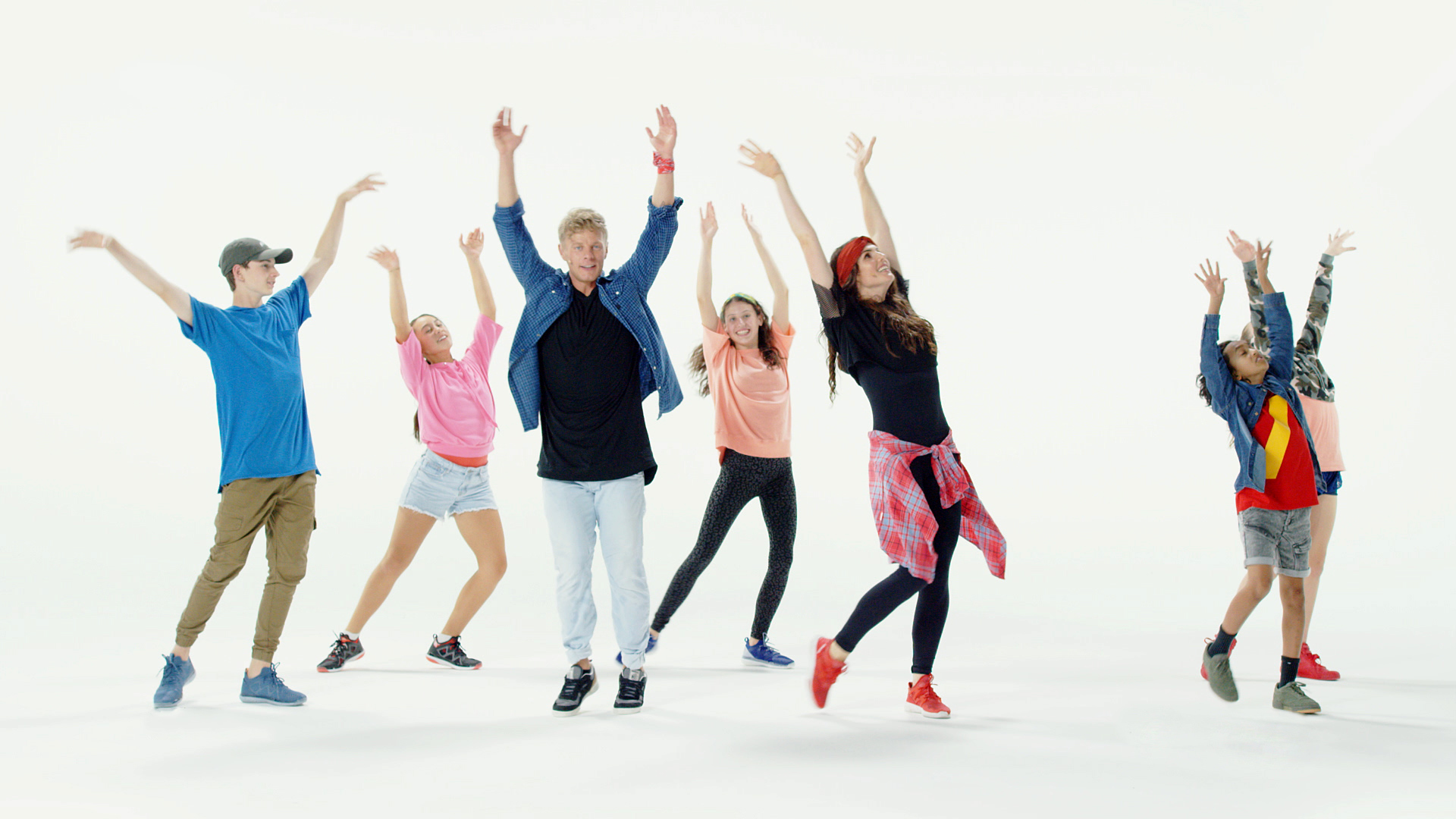 BORN TO MOVE #14 (8-12) Believer