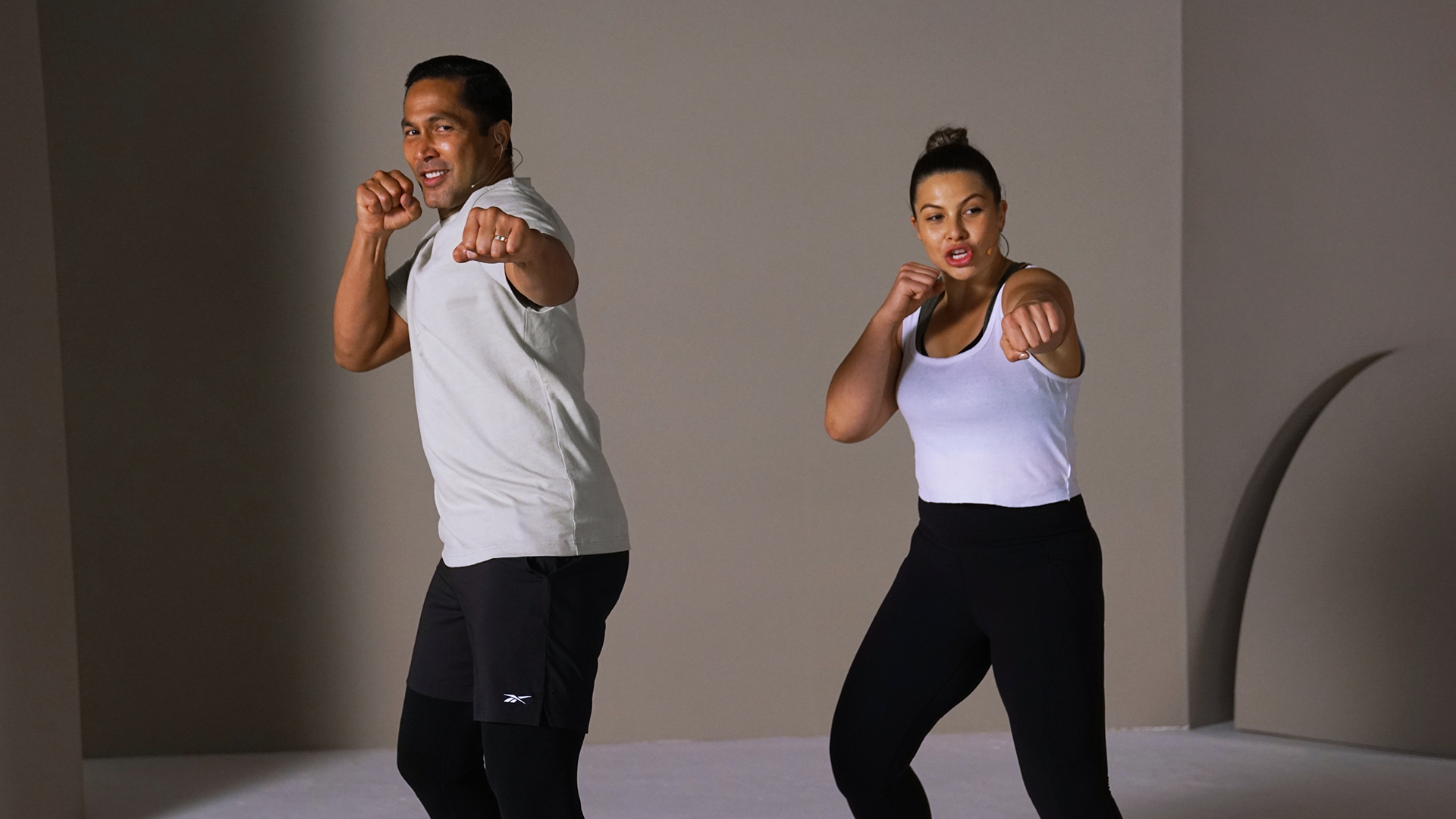 Low Impact - Cardio Kickboxing #01