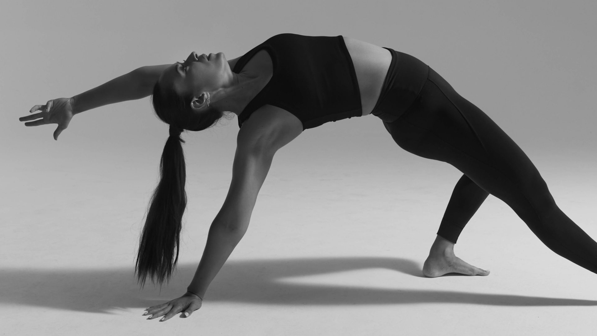 KHIRAN #14 Stretch & Flex