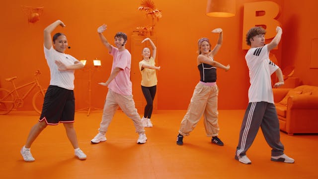 BORN TO MOVE #36 (13-16) Simulation o...