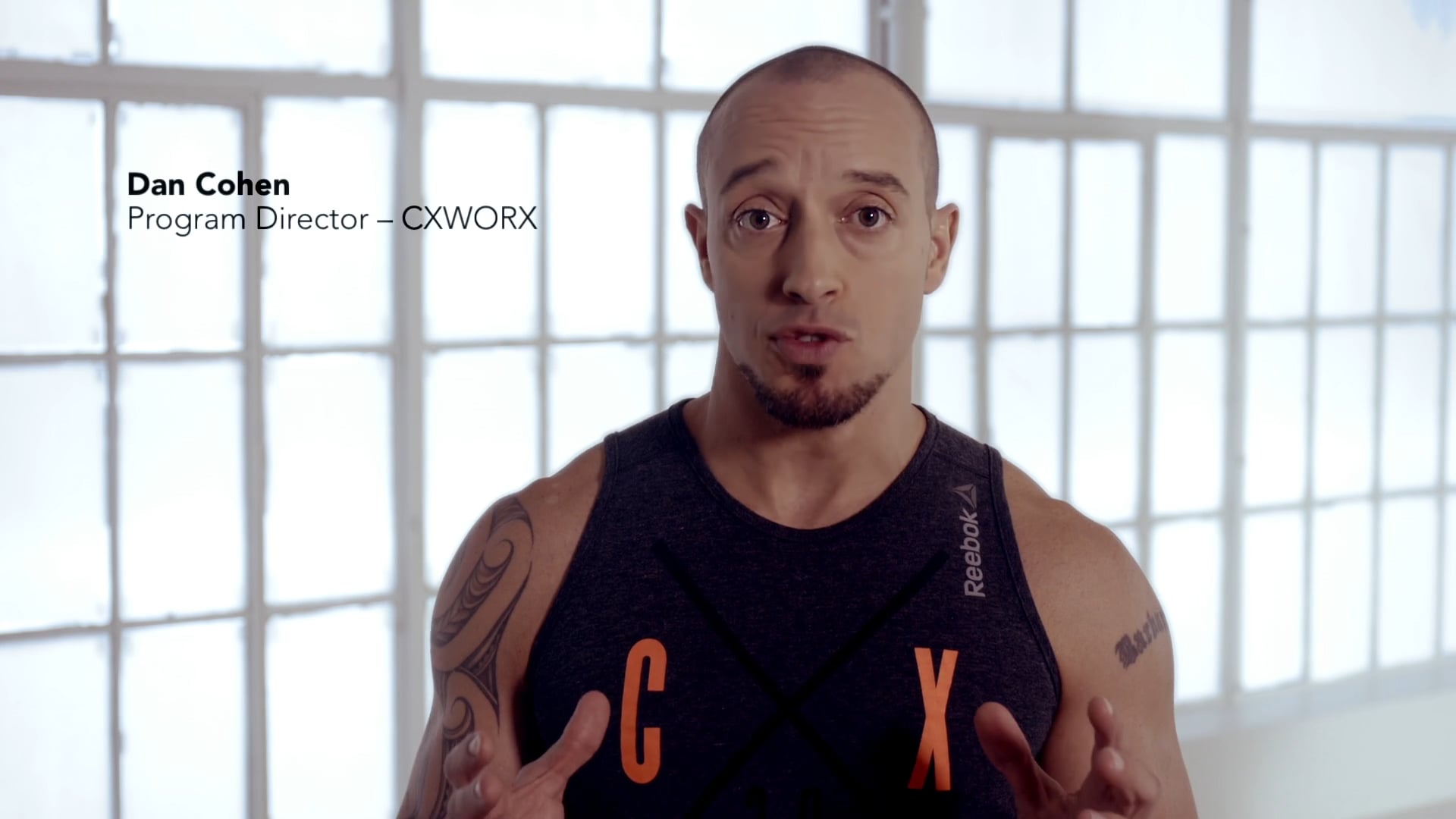 LEARN THE MOVES: Lunge with Plate Arc