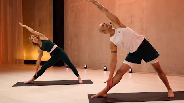 LES MILLS YOGA #03 Vinyasa