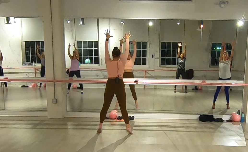 In Studio with Hannah 11.09.22