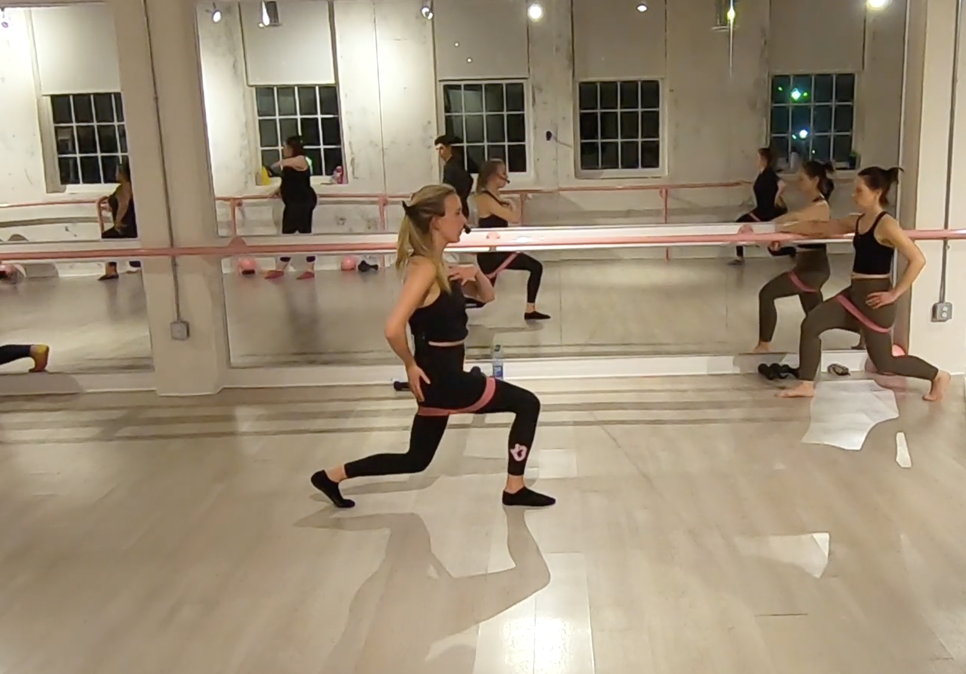 In Studio Barre then Chill with Shayna 01.26.22