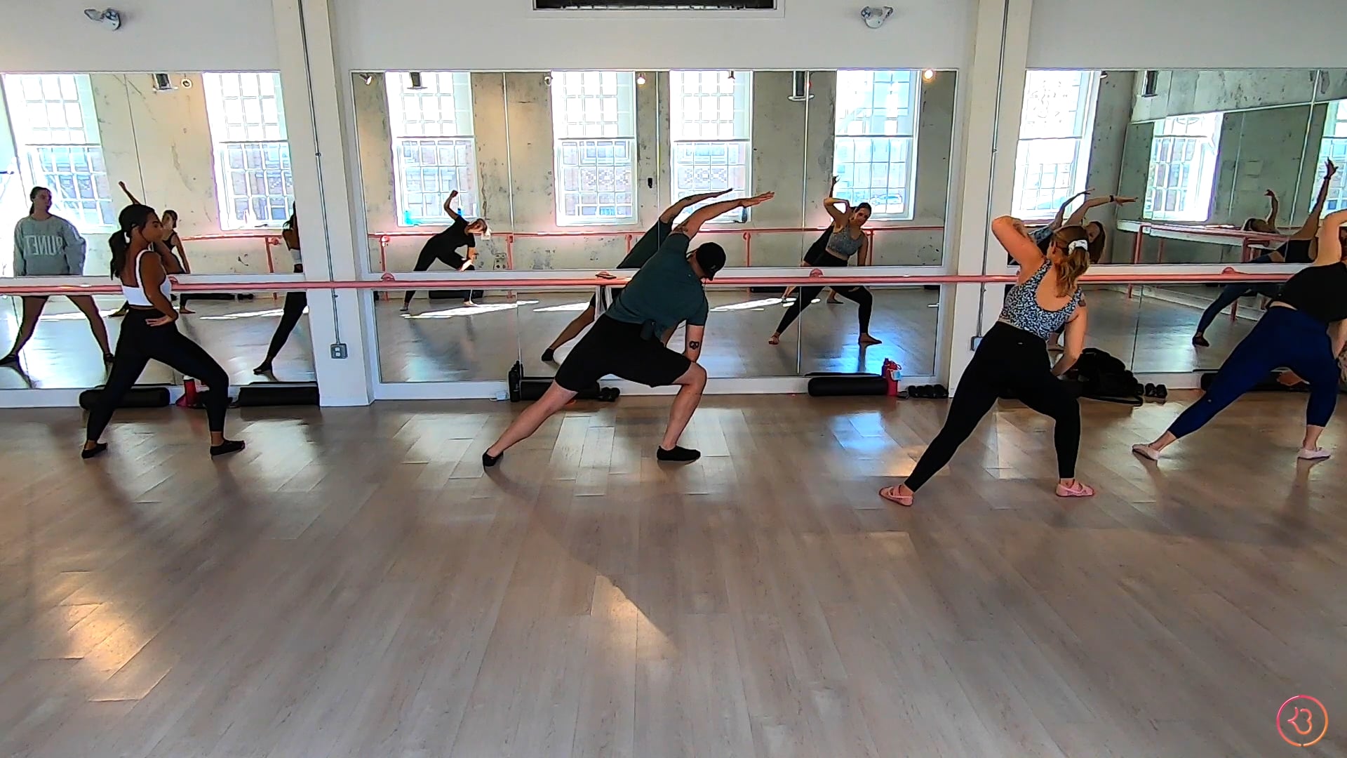 In Studio Barre then Chill with Len 09.08.21