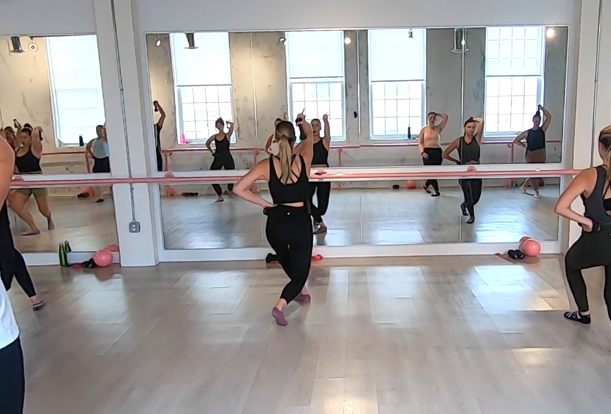 In Studio with Tyra 06.29.22