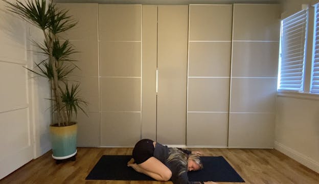 30 Min YIN 1: Gentle Stretch 