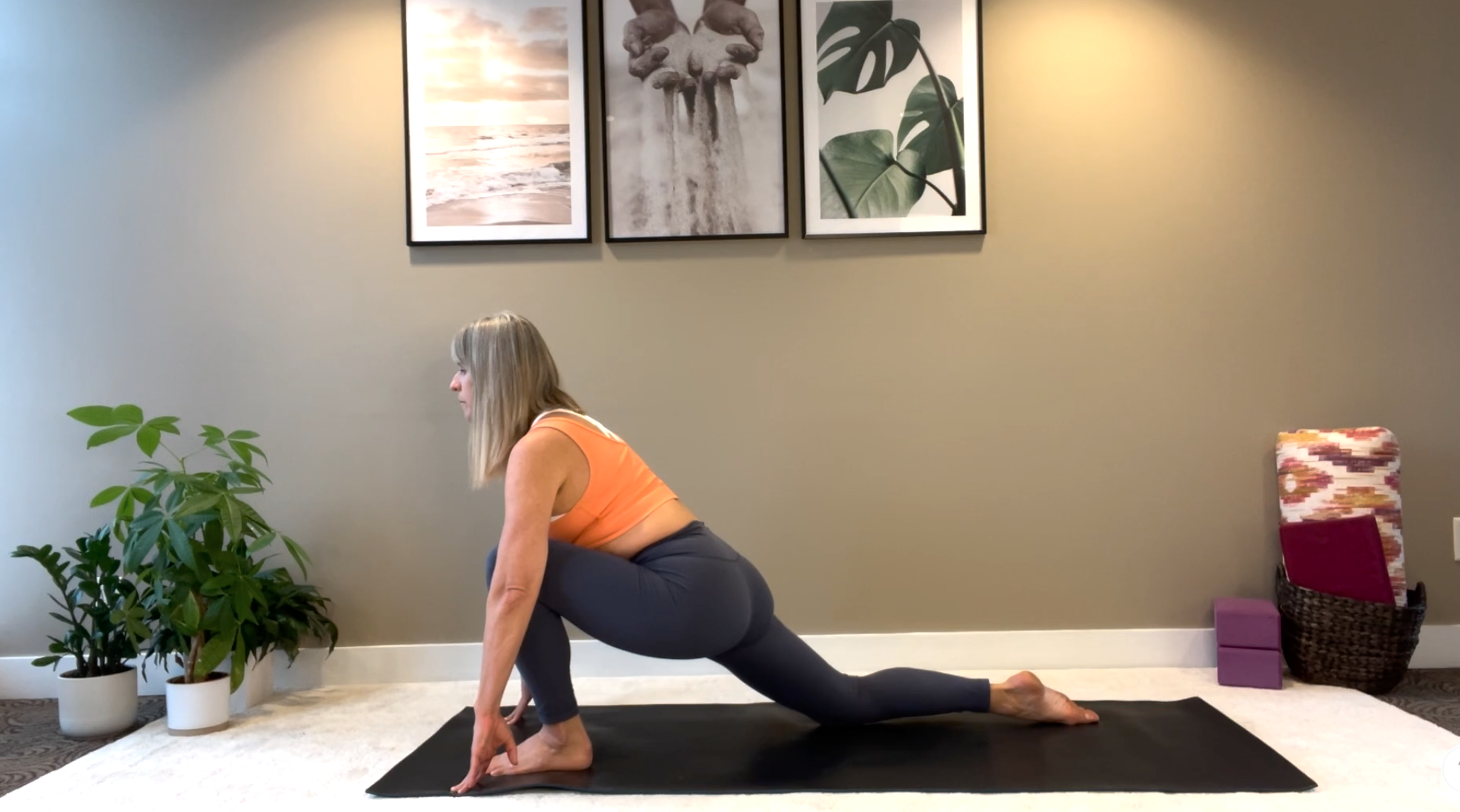 Hatha for Strong Hips (40 min)