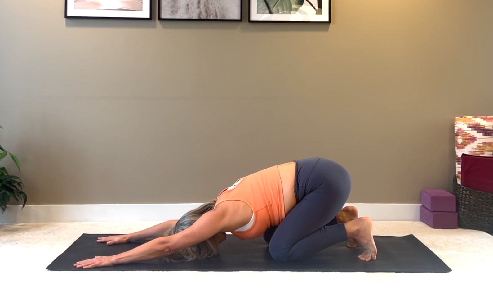 Traditional Sun Salutation (7 min)