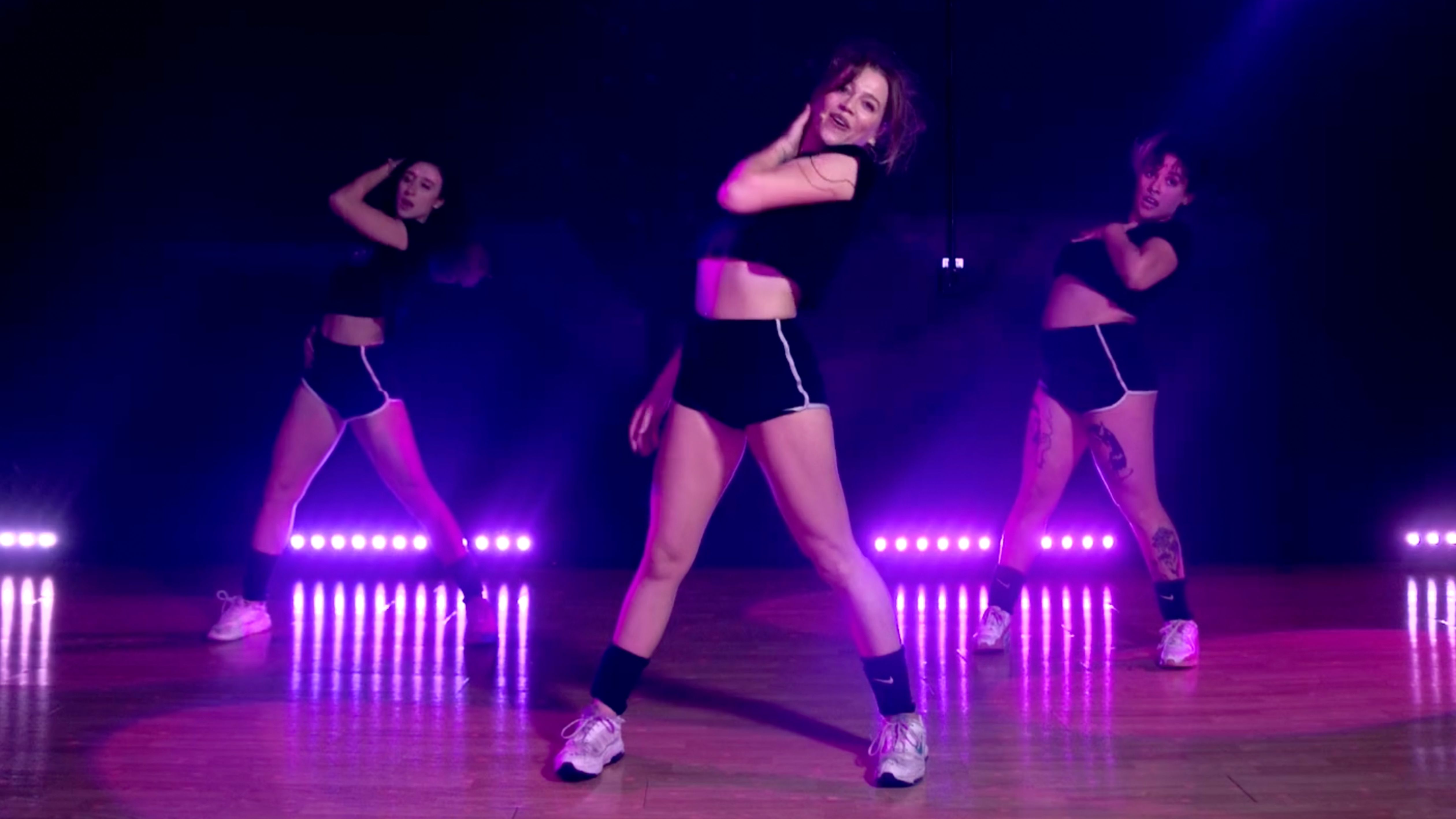 YOU'RE A KNOCKOUT - DC