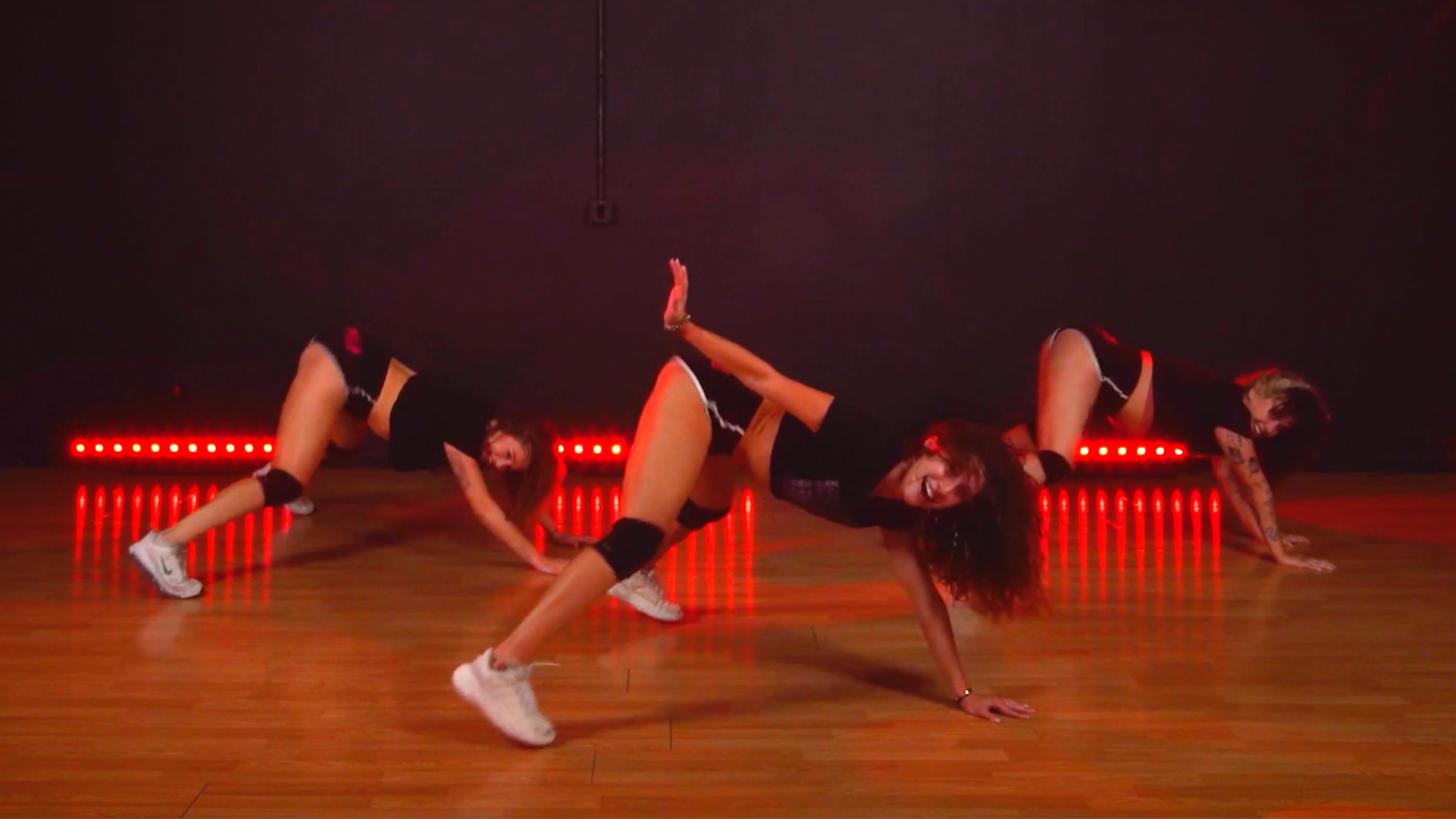 GRAB THE PPL & TWERK - RDC