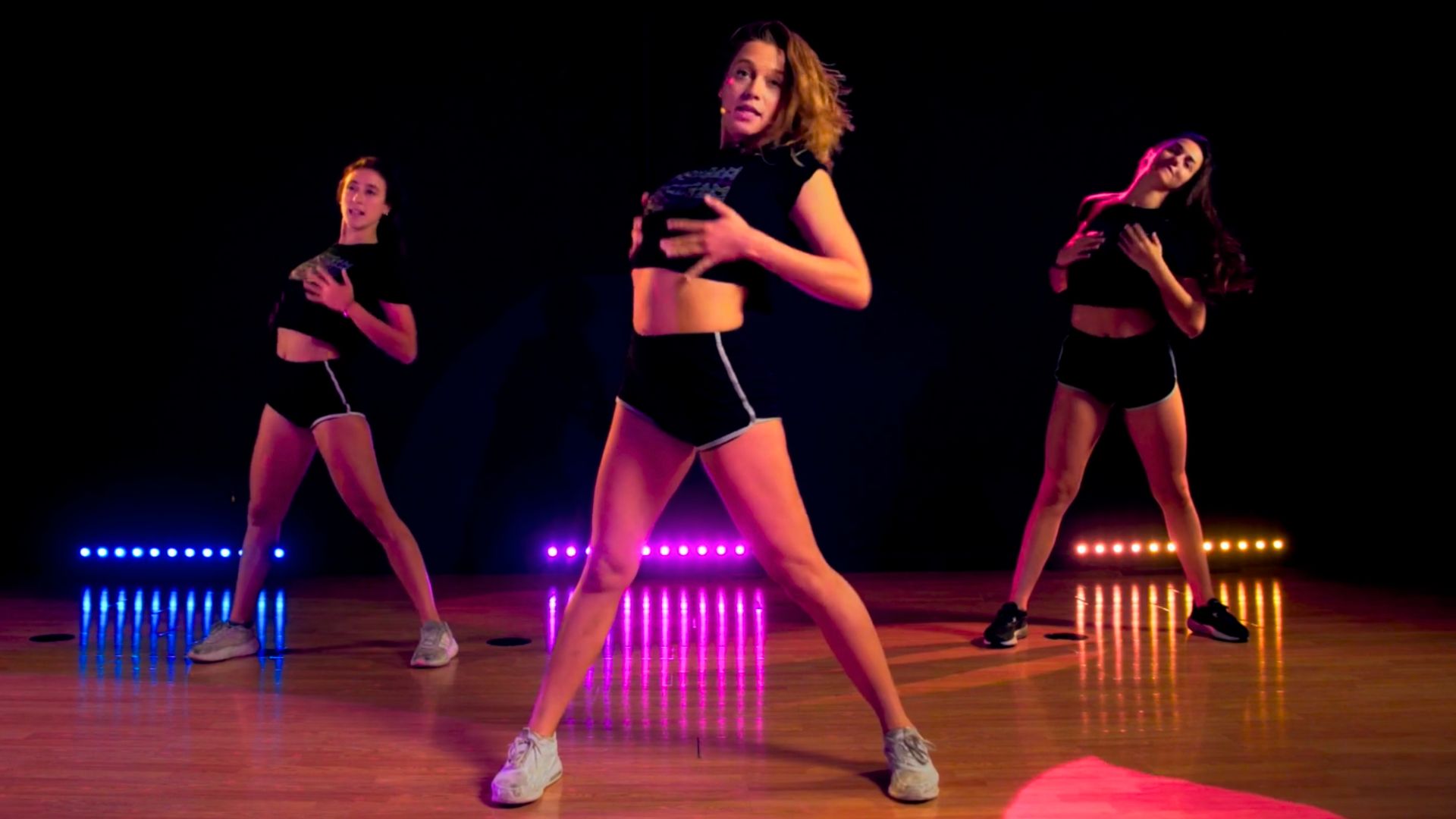 YOU SHOOK ME ALL NIGHT LONG - DC