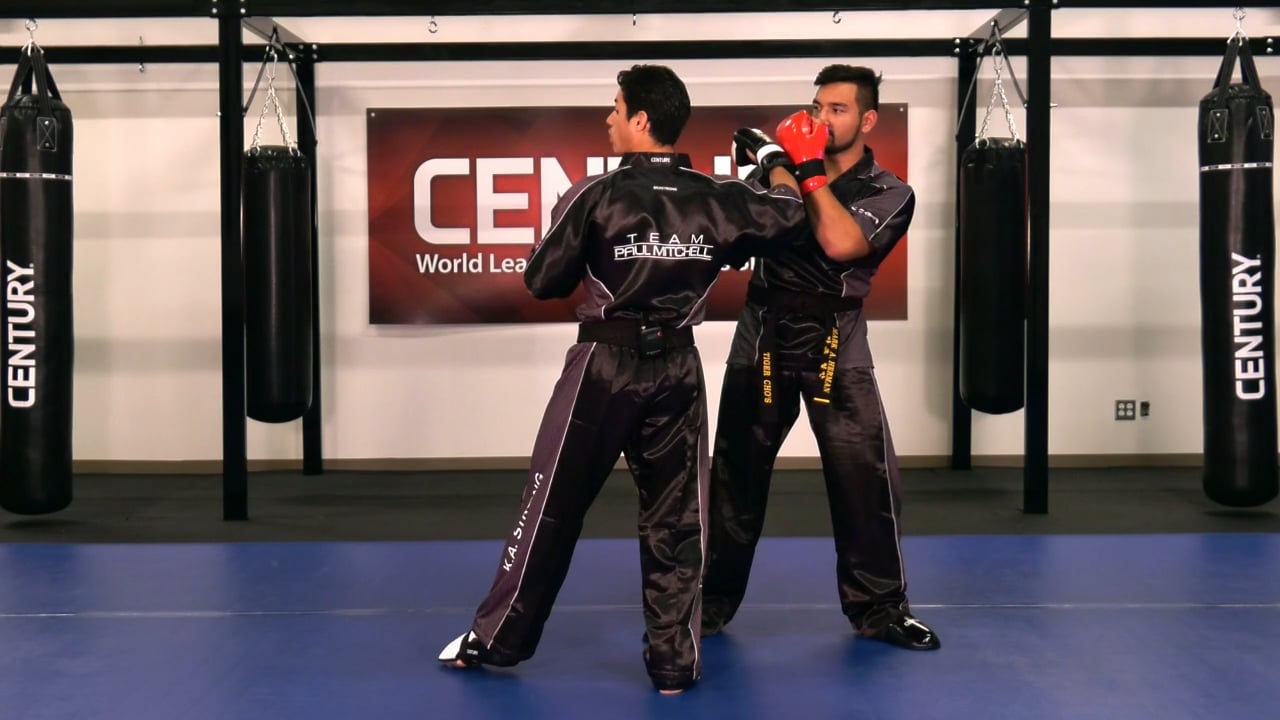 Justin Ortiz - Advanced Shift Back Fist - Closed Stance