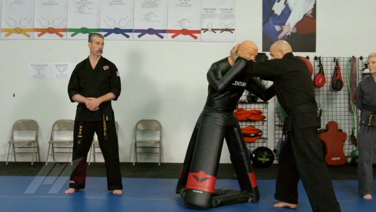 John Hackleman - Muay Thai Clinch to Spinning Back Kick