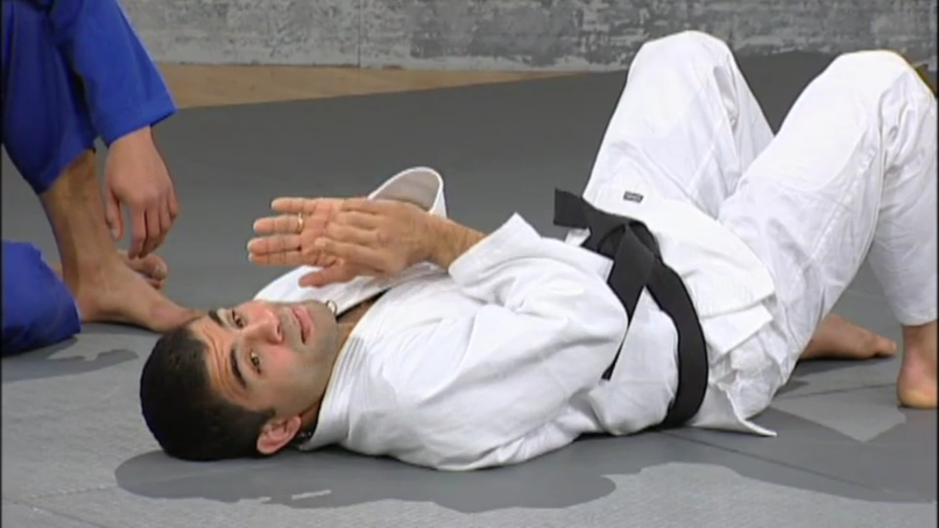 Vitor Ribeiro - Advanced Sweeps and Passes