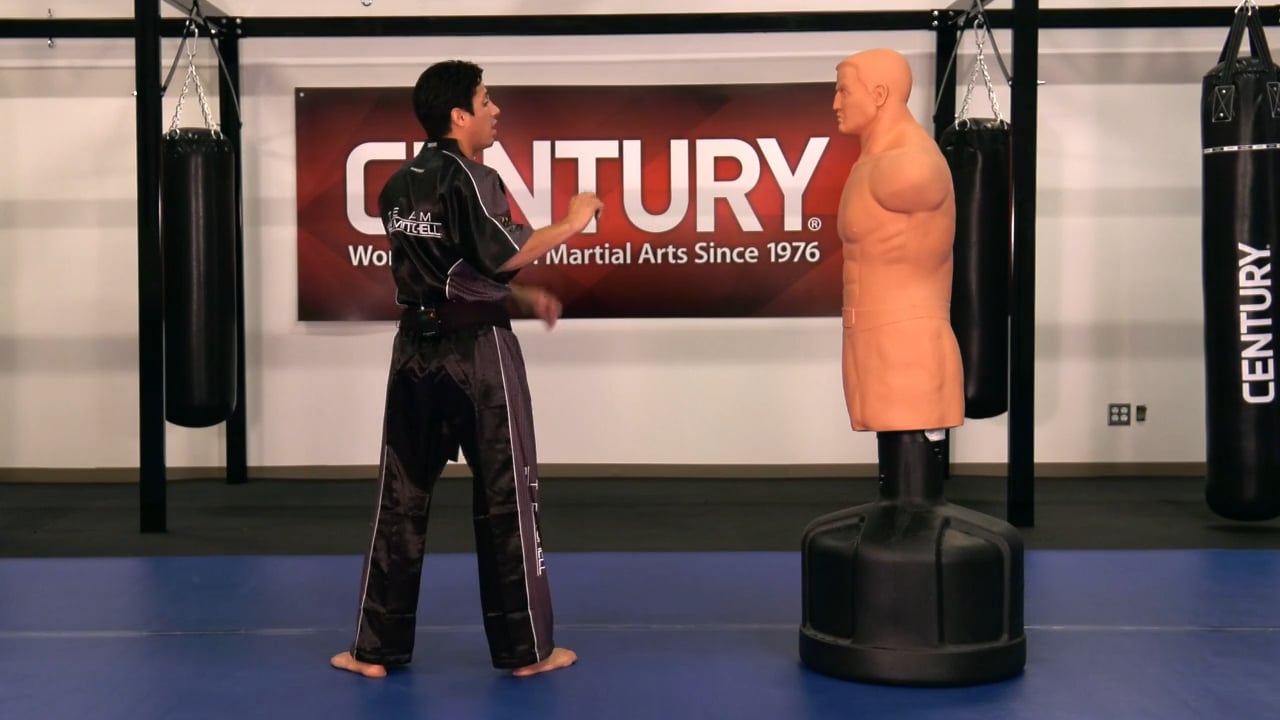 Justin Ortiz - Spinning Hook Kick