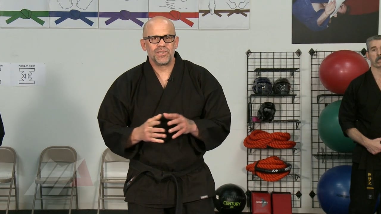 John Hackleman - Roundhouse Kick Shield Drill