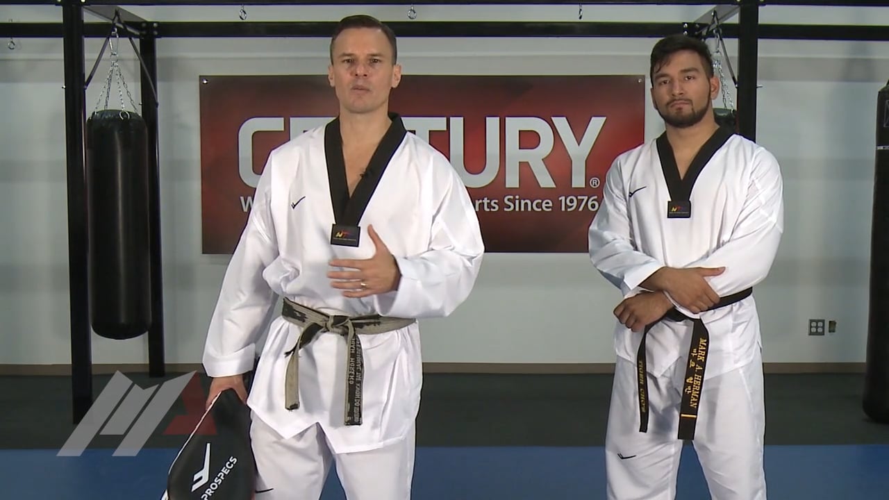 Juan Moreno - Offense & Defense from One Stance - Part 2