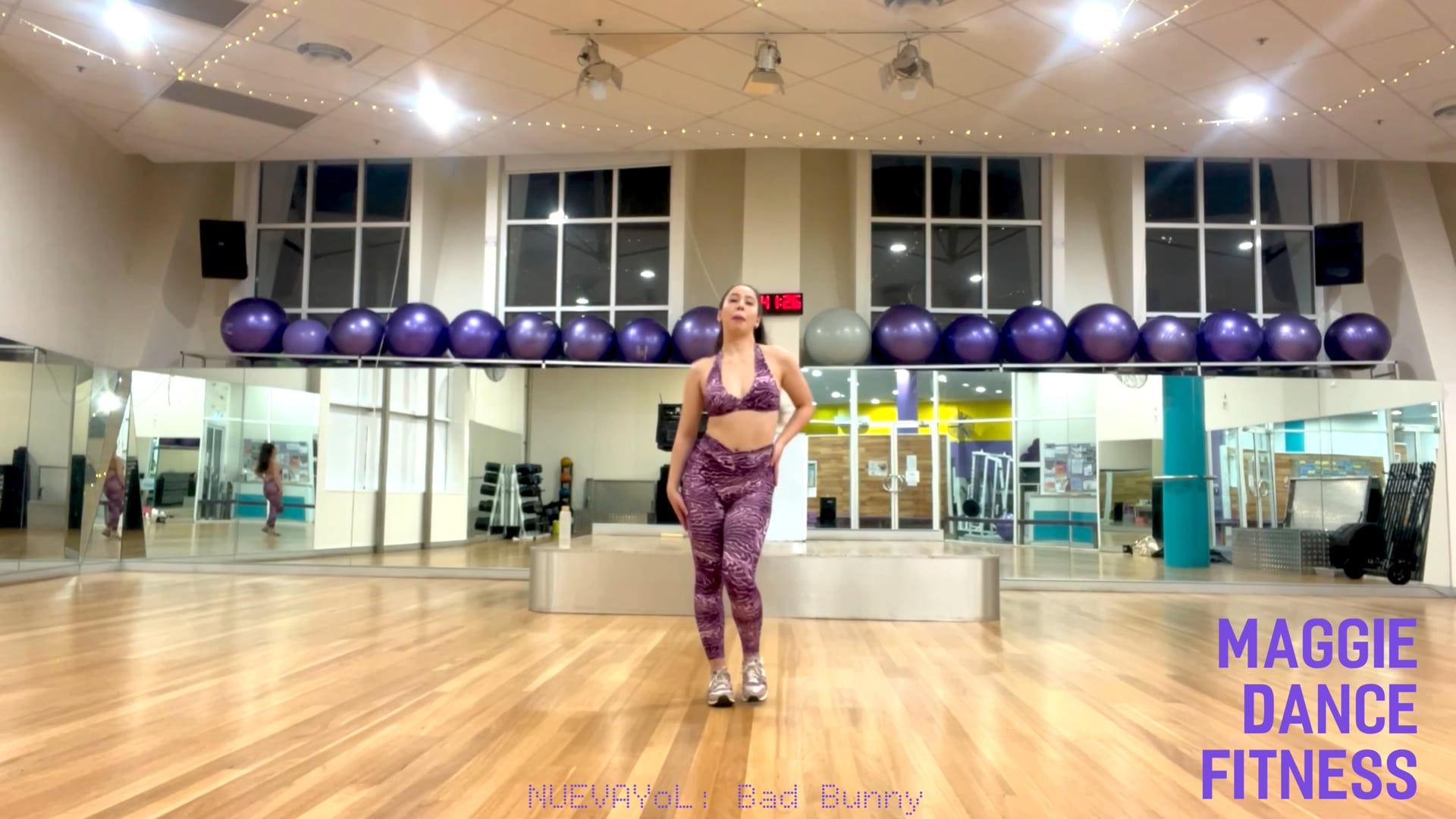 NUEVAYoL - Bad Bunny: Dembow/Salsa (Medium Intensity)